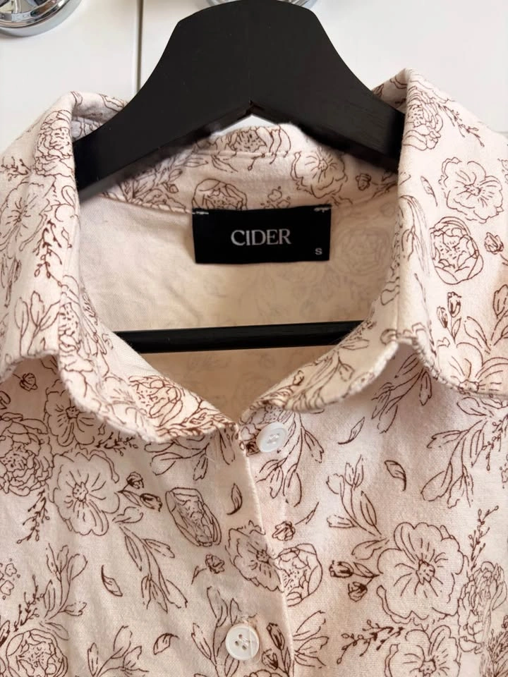 Small Cream Floral Cropped Tee with Tie - photo 2