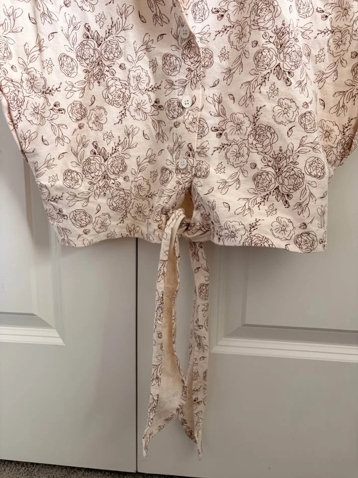 Small Cream Floral Cropped Tee with Tie - photo 3