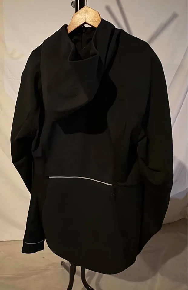 Lululemon Cross Chill Jacket - Second Release image indicator(5)