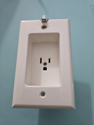 Leviton White Clock Hanger Outlet 15A 5-15R