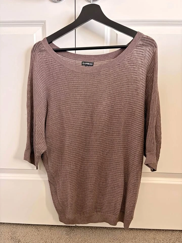 Women's Express Knitted Top - Size Medium