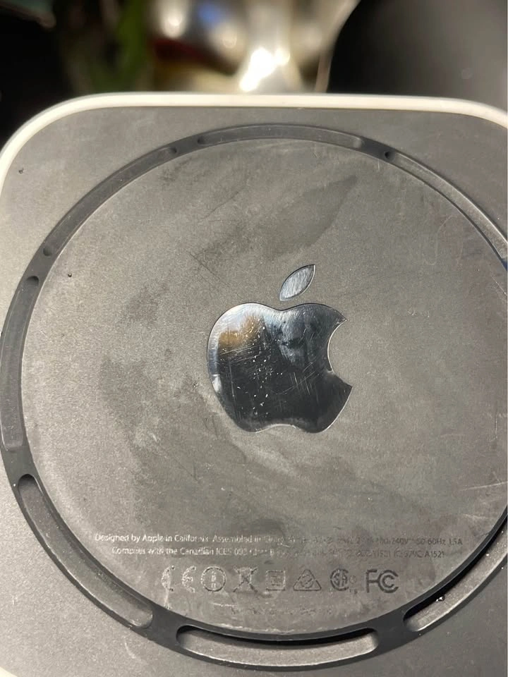 Apple AirPort Extreme Wi-Fi Router (A1521) - Moving Sale - photo 4
