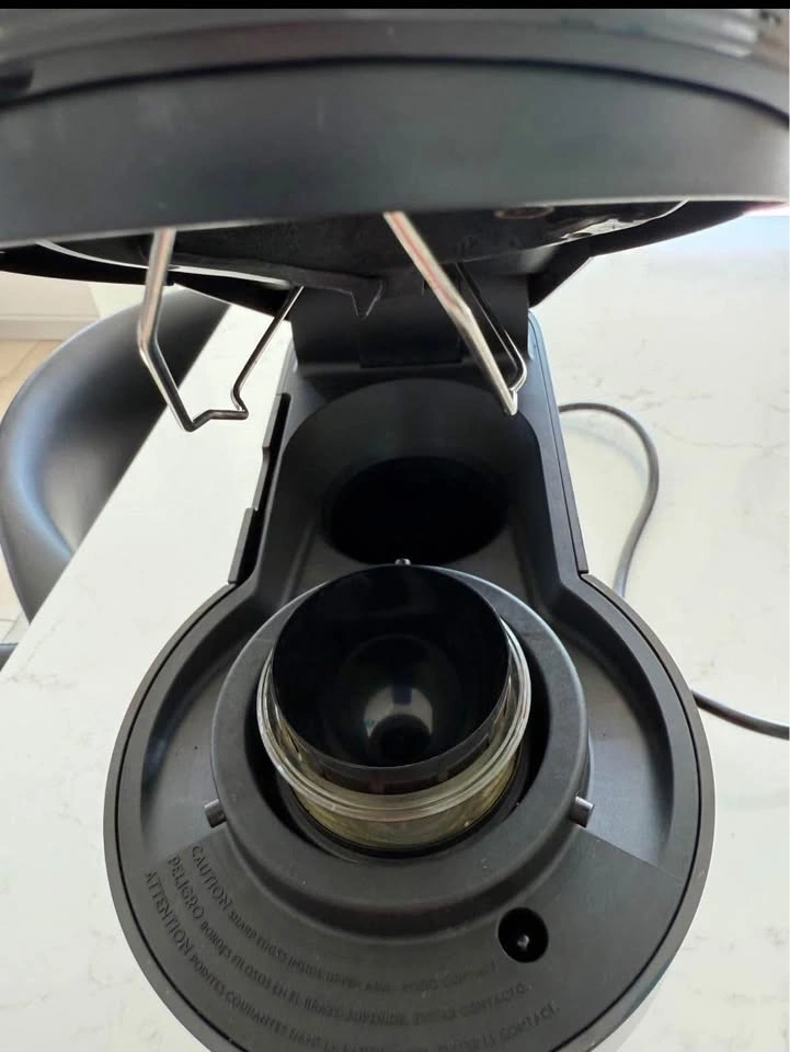 Nespresso Machine - Vertuo Next Premium model - photo 3
