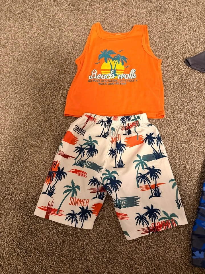 KIDS CLOTHES SALE(all six) – SIZE 24months -2T - photo 2