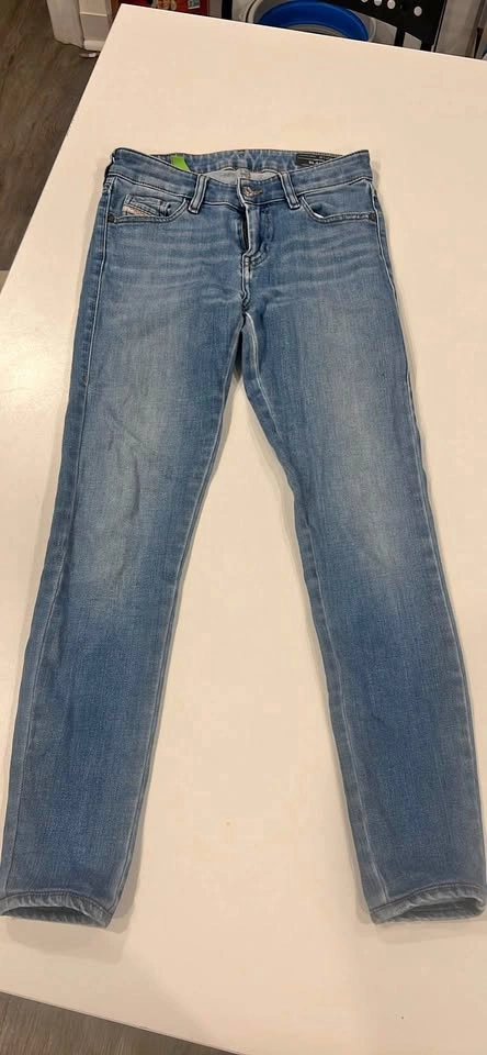 Women Diesel Skinny Jeans W27