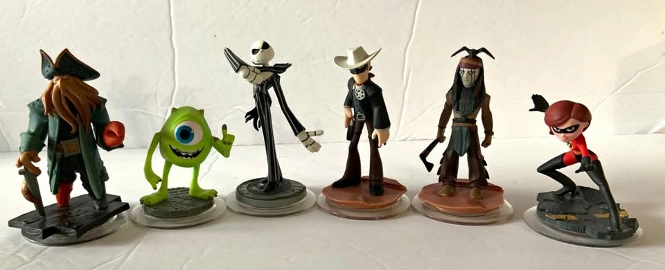 Lot of 6 Disney Infinity 1.0 Characters