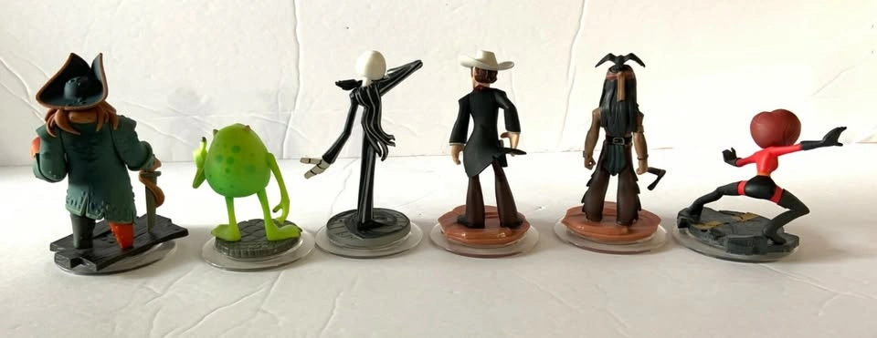 Lot of 6 Disney Infinity 1.0 Characters - photo 2