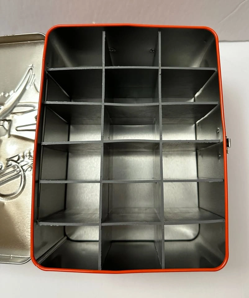 Hot Wheels Metal Carrying Case - Holds 18 Cars - photo 5