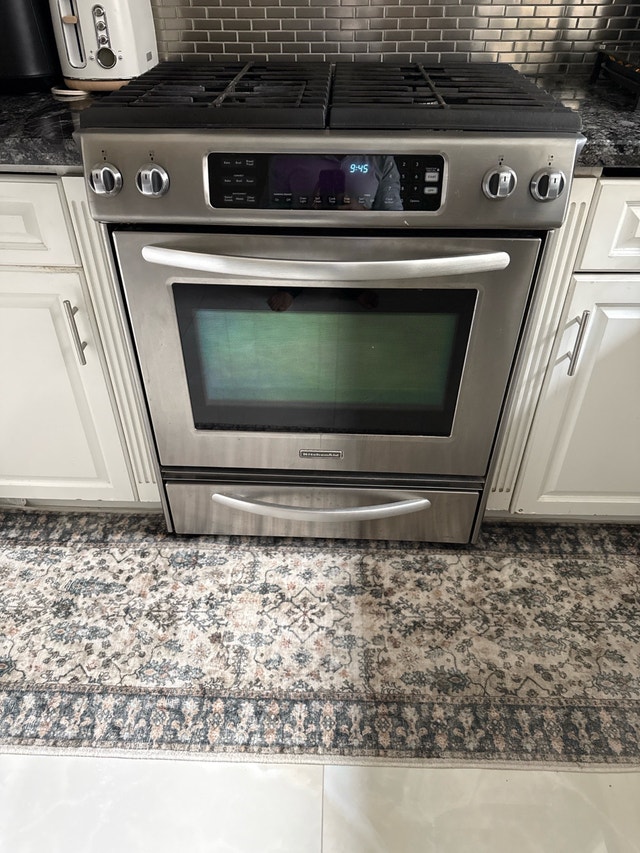 KitchenAid Stainless Steel Gas Range / Stove – Works Well