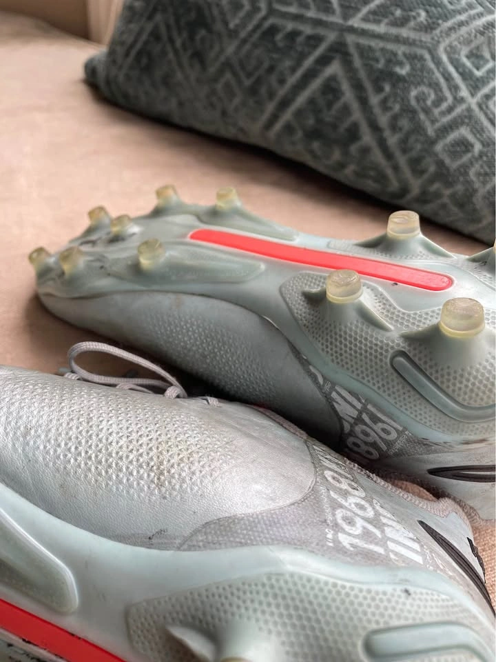 Puma Soccer Cleats - Size 7 - photo 5