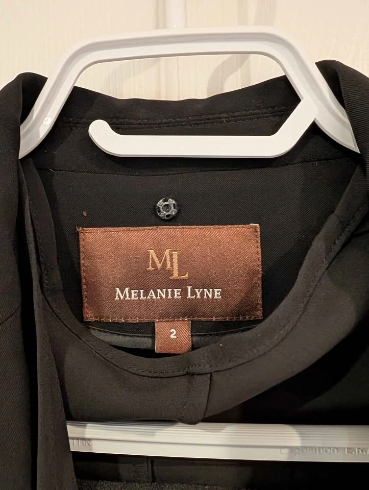 Black skirt suit size 2 - photo 4