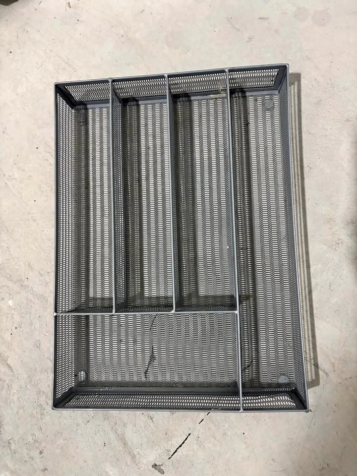 Drying rack w/ utensil organizer