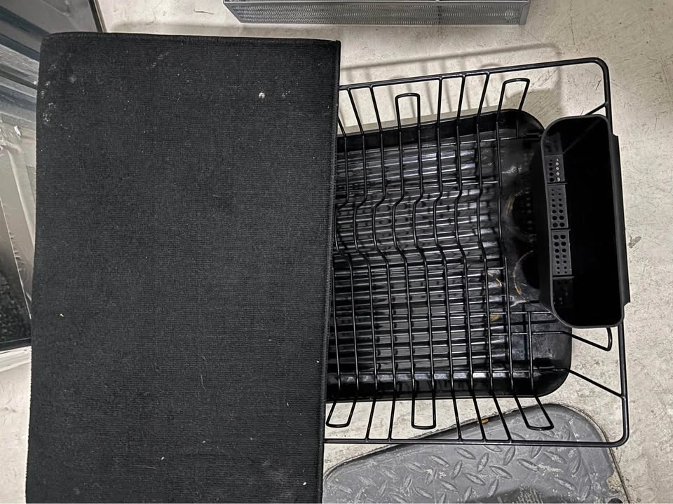 Drying rack w/ utensil organizer - photo 2
