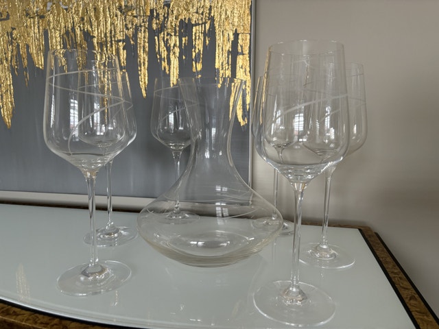Bowrings Wine Decanter Set with 6 Glasses