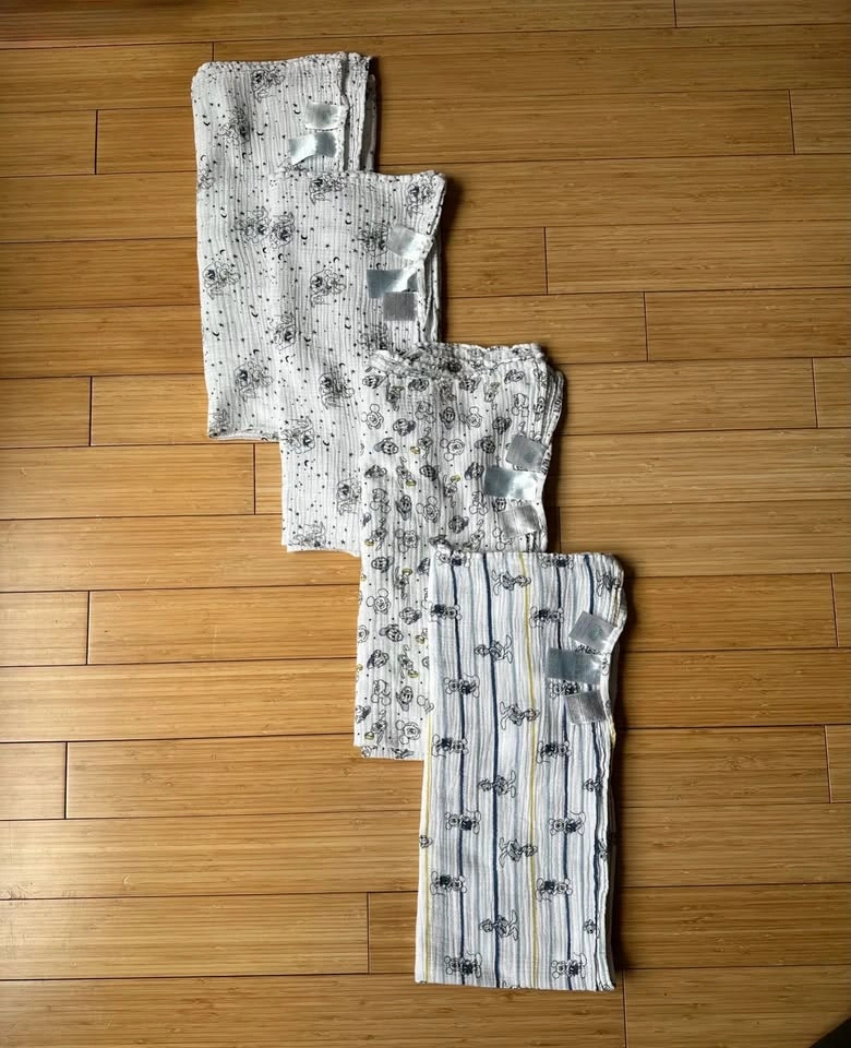 Disney Baby x aden + anais Muslin Swaddle Blankets - Set of 4