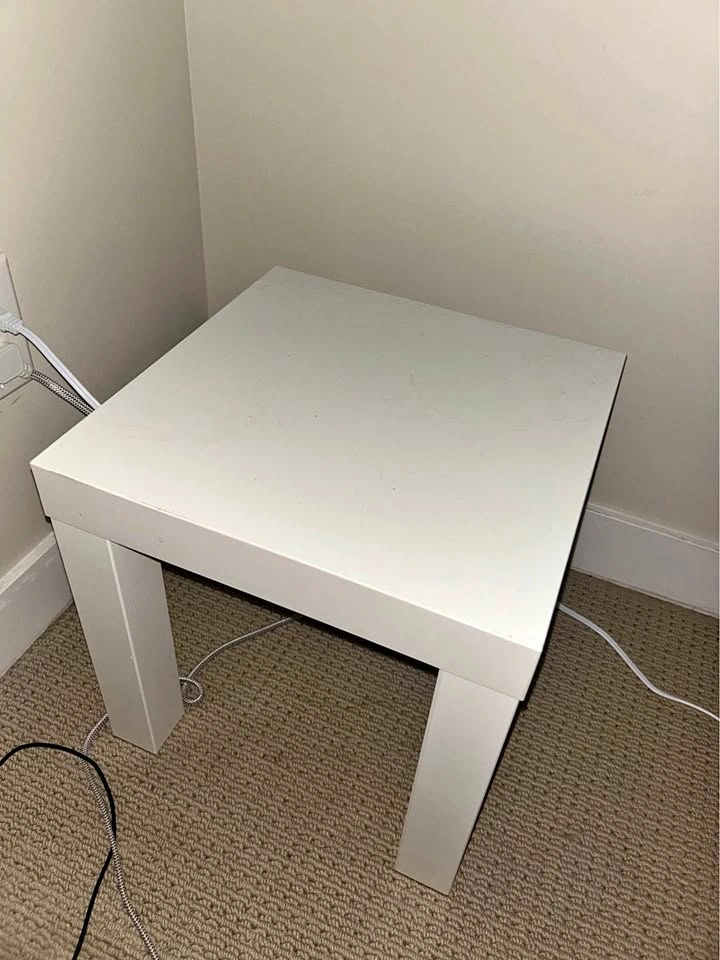 Side table/night stand