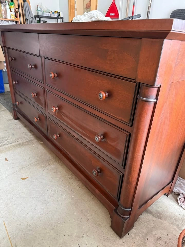 Solid Wood Dresser - photo 3
