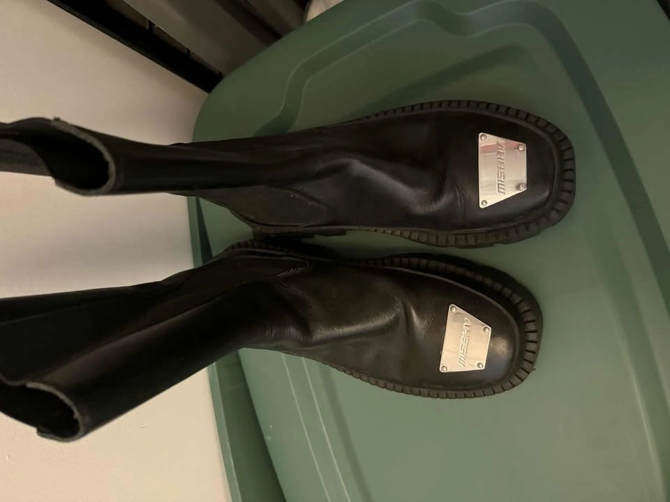 MISBHV The 2000 Chelsea Boot (UK40)