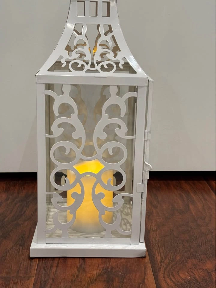 Lantern - Battery Operated - photo 2