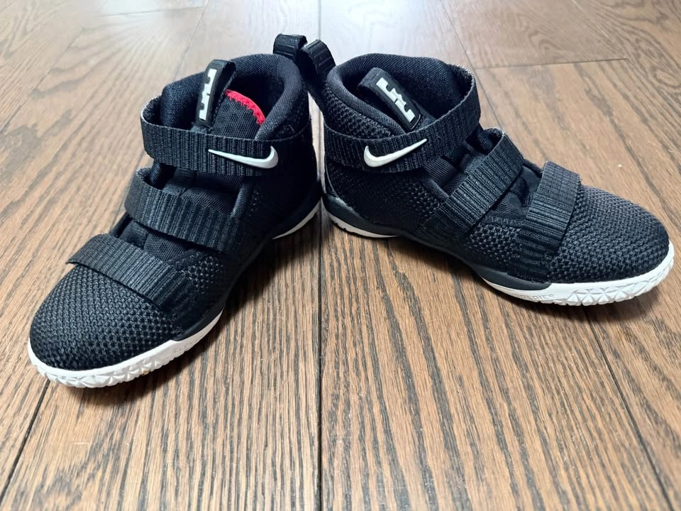 2017 Nike Lebron Soldier Toddler Size 9C - photo 3