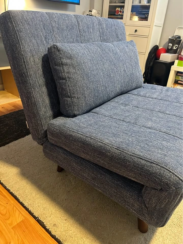 2 Chairs Fold Out into Beds - photo 2