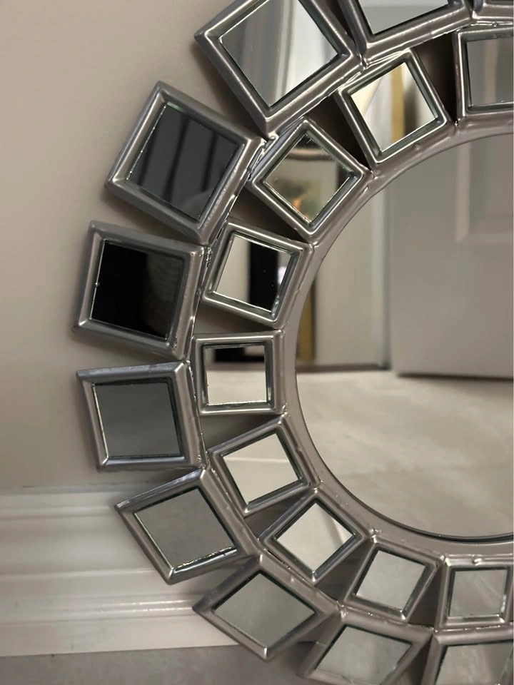 Round Mirror - photo 3