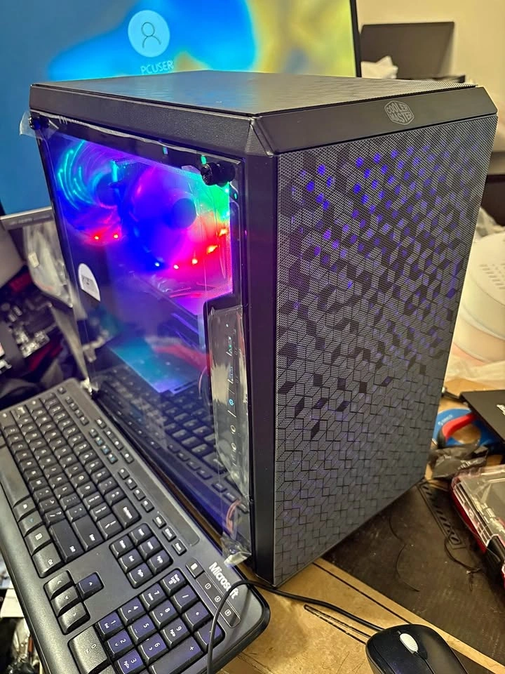 Gaming PC: i7-4790, 16GB RAM, 250GB SSD, GTX 1070 Ti 8GB