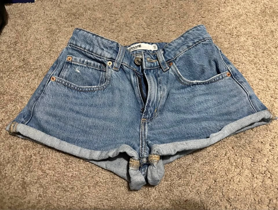 Garage Festival Denim shorts size 00/23
