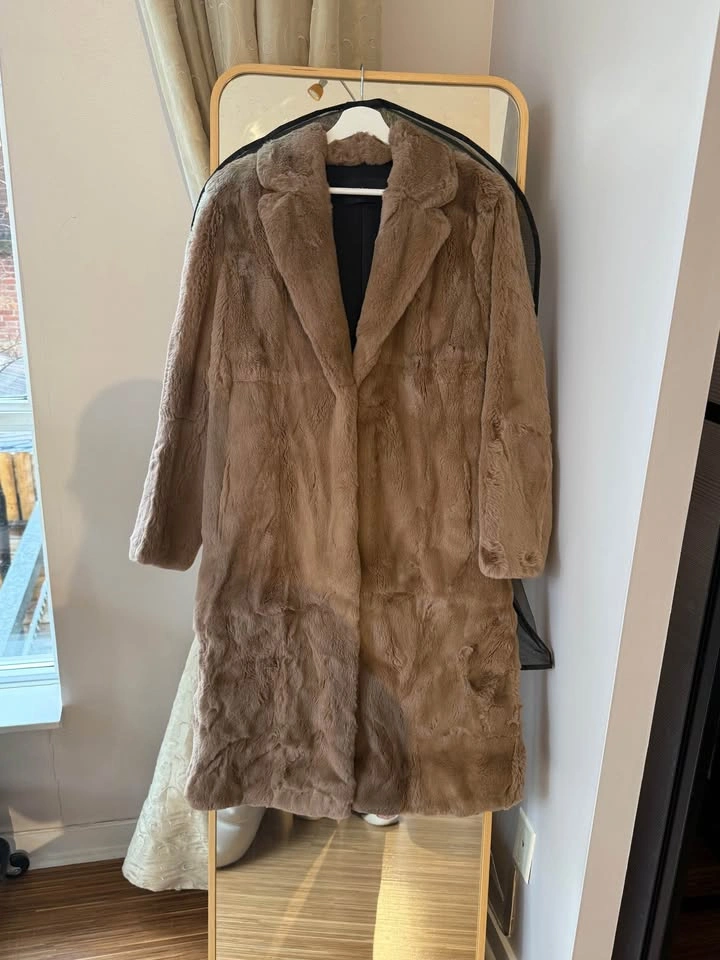 Brown Rabbit Fur Coat Size S - photo 3