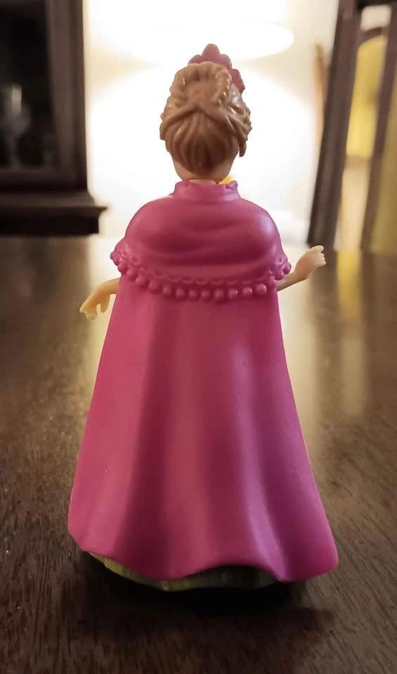 Figurines: Frozen, Sofia, Unicorn, Minions $4 ea, $15 all - photo 2