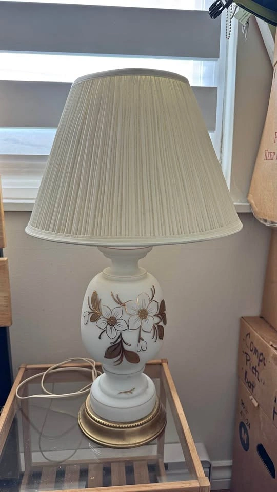 Milk lamp