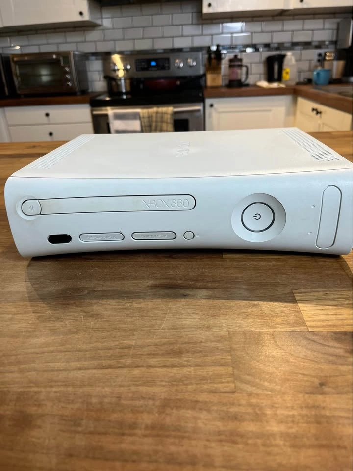 Xbox 360 + 22 Games - photo 3