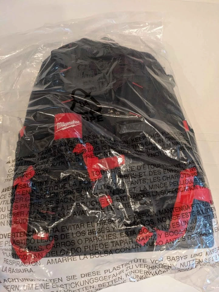 Brand New Milwaukee Ultimate Jobsite Backpack - photo 3