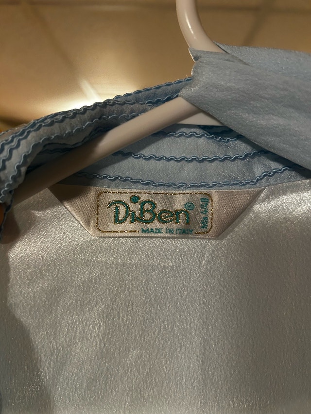 Women's clothing - photo 4