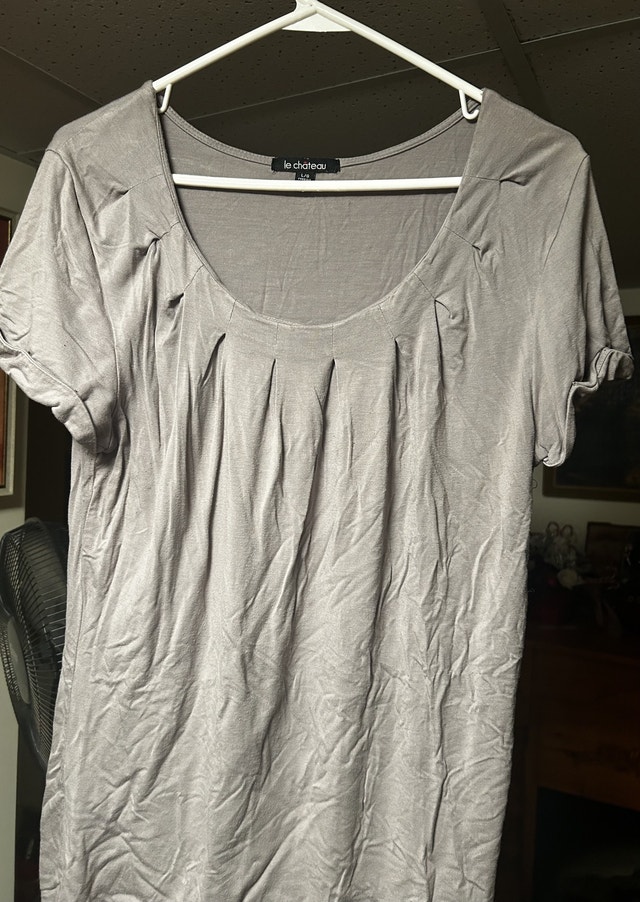 Women's clothing - photo 5