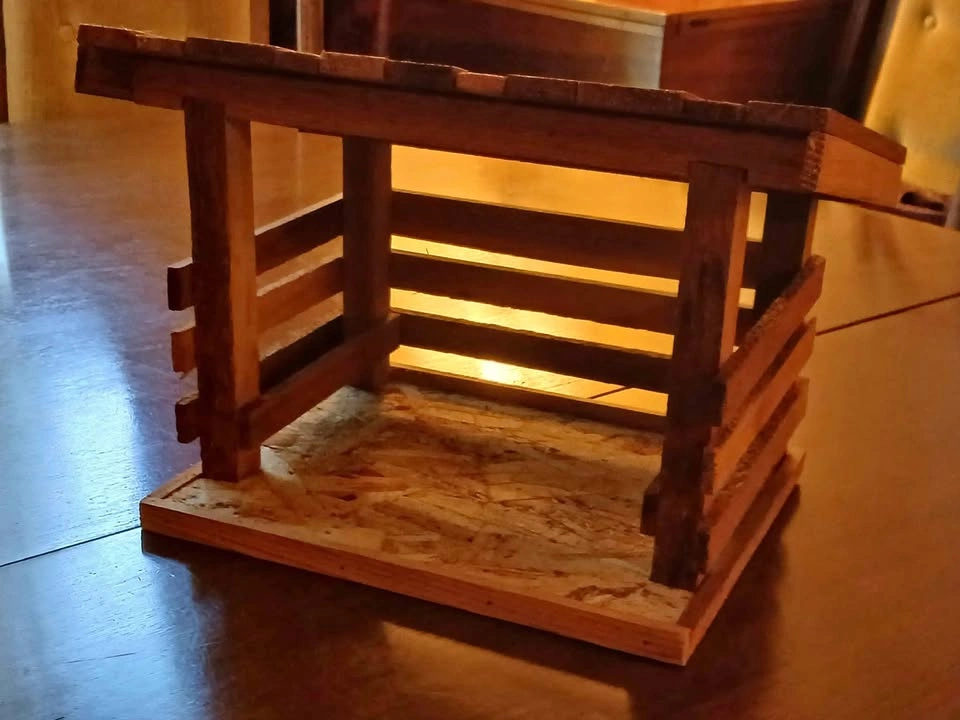 Wooden Manger or Stable. Handmade -- Handcrafted. (See Descripti