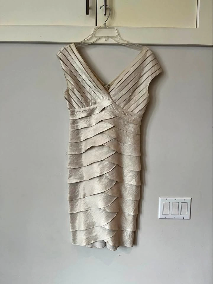 Adrianna Papell Gold Sleeveless Ruffled Tiered Maxi Dress