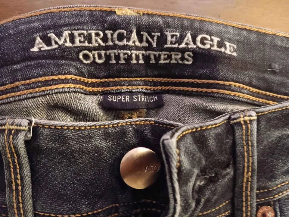 Women's Jeans - American Eagle - Size 0 - Super Stretch - Kick B - photo 2