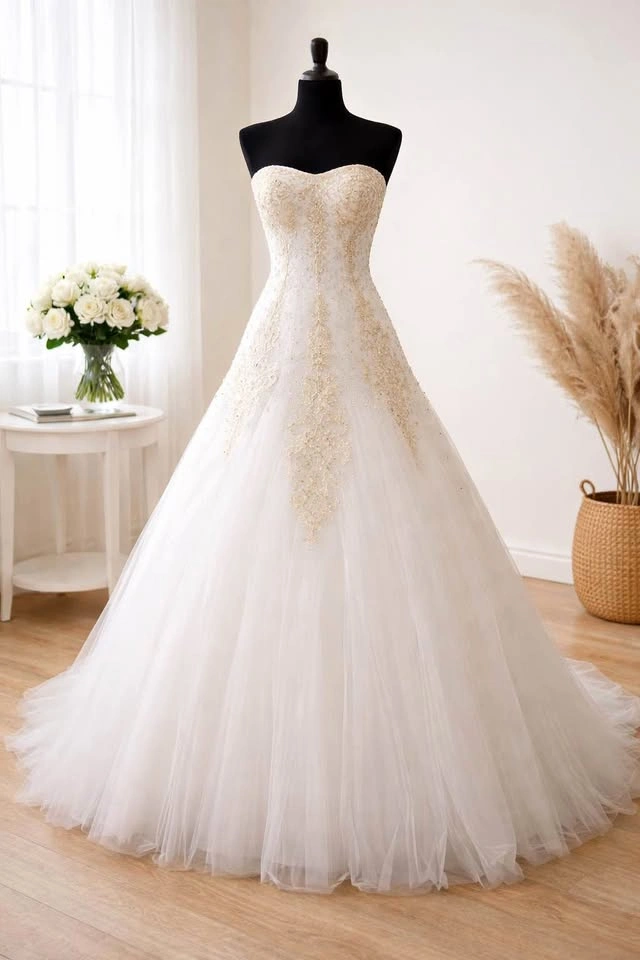 Wedding dress Made in Italy