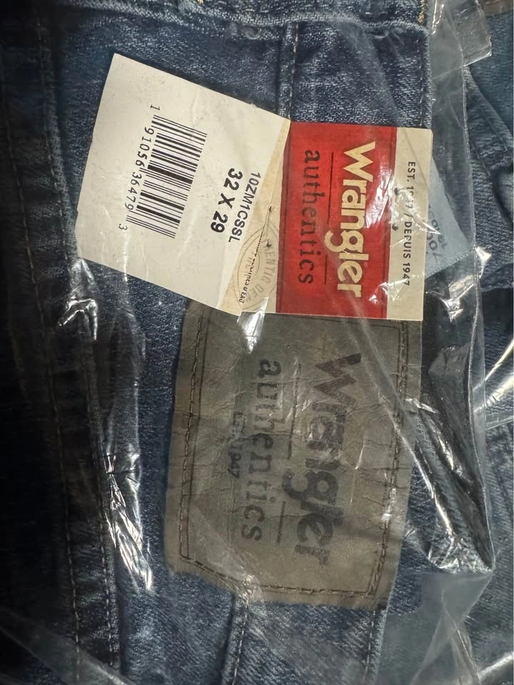New Wrangler Men's Flex Waist Jeans - $30 Each - photo 2