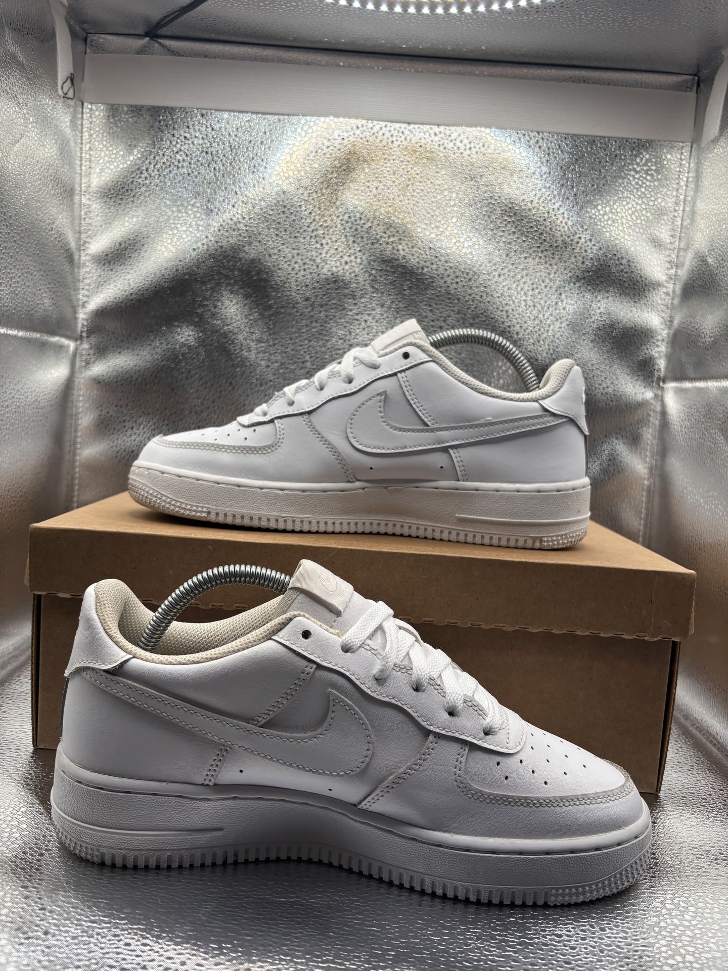 Air Force 1 Low Triple White GS - photo 5