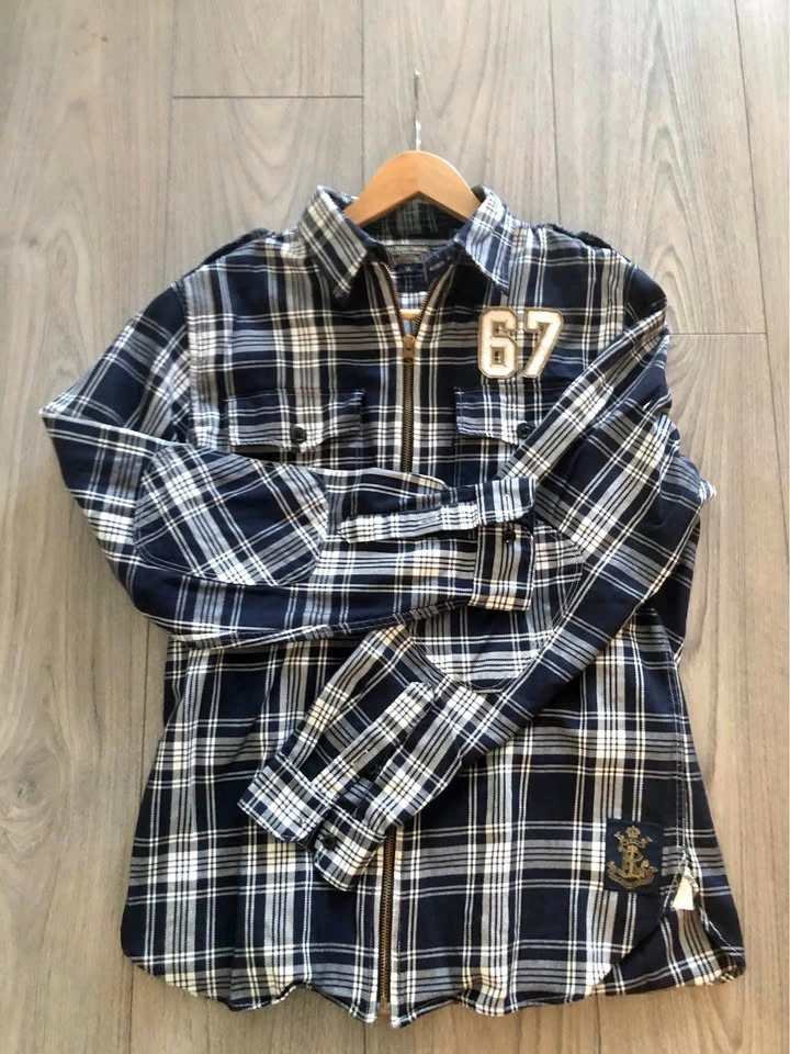 Men’s Polo Jeans Co Navy Plaid Zippered Shirt. Size M. New!