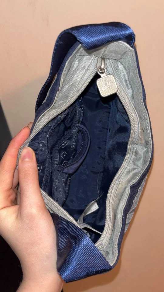 Vintage Nike Purse - photo 4