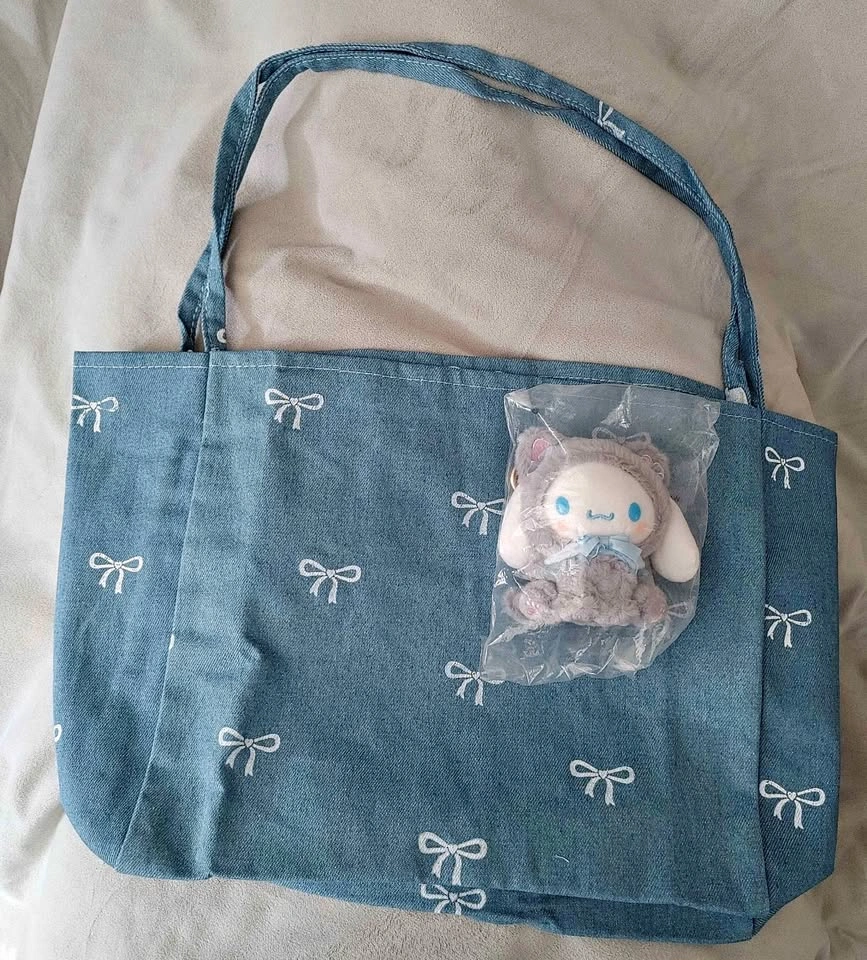 Denim Tote Bag with Cinnamoroll Charm