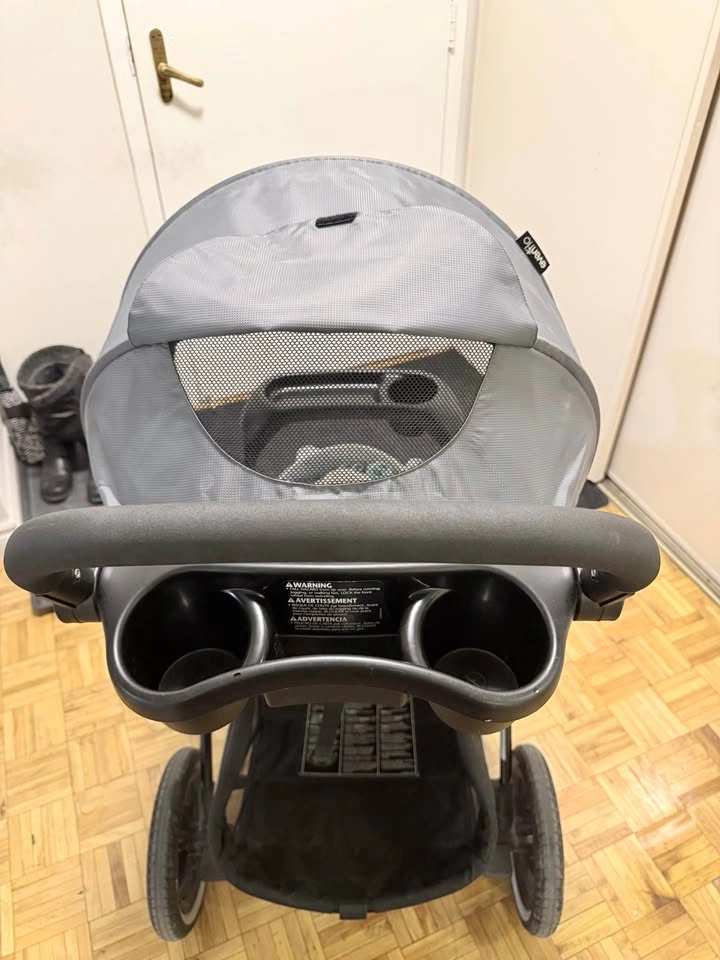 Evenflo Jogger Stroller – Black/Grey – Great Condition - photo 2