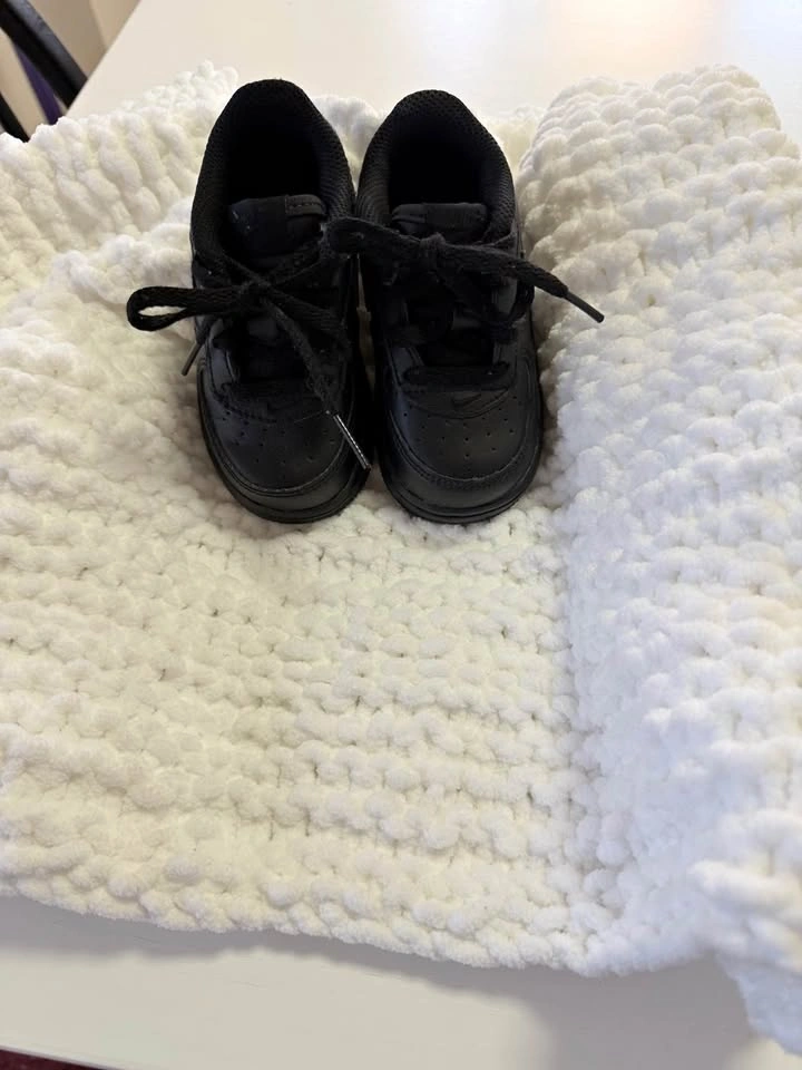 Nike Toddler Shoes – Black – 6C