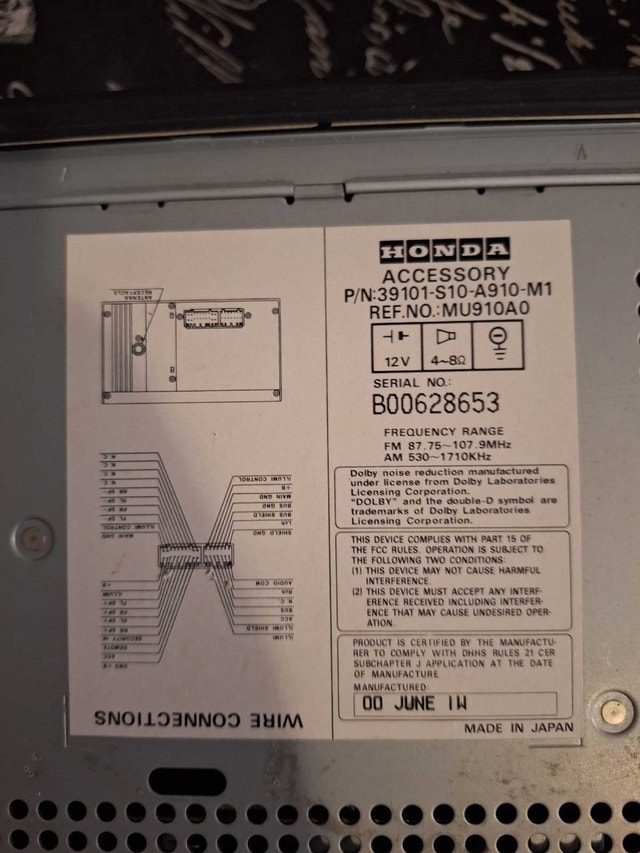 2000-01 Honda CRV AM/FM/CD/Cassette Radio OEM - photo 3