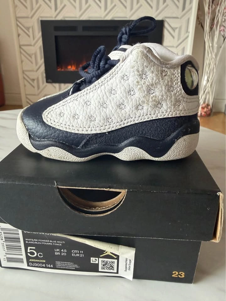 Jordan 13 Retro Toddler Size 5C White & Powder Blue - photo 3