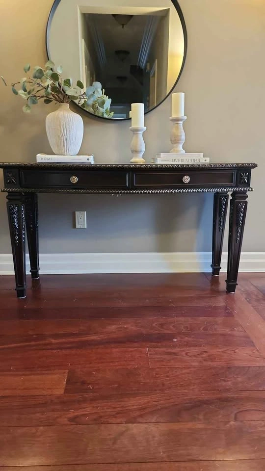Matching Coffee Table, Side Tables, and Console - photo 3