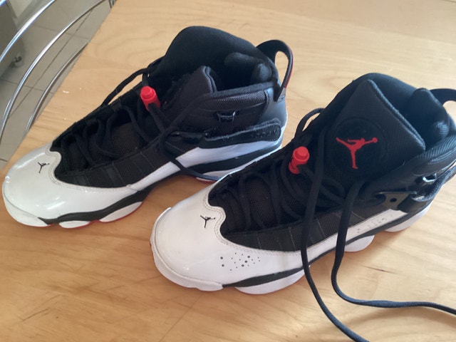 Nike Air Jordans Youth Size 7 - photo 2